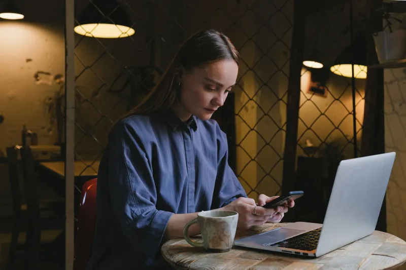 Your Couch Called. You Didn't Answer. How Coffee Shops Are Winning the Afternoon for Remote Workers