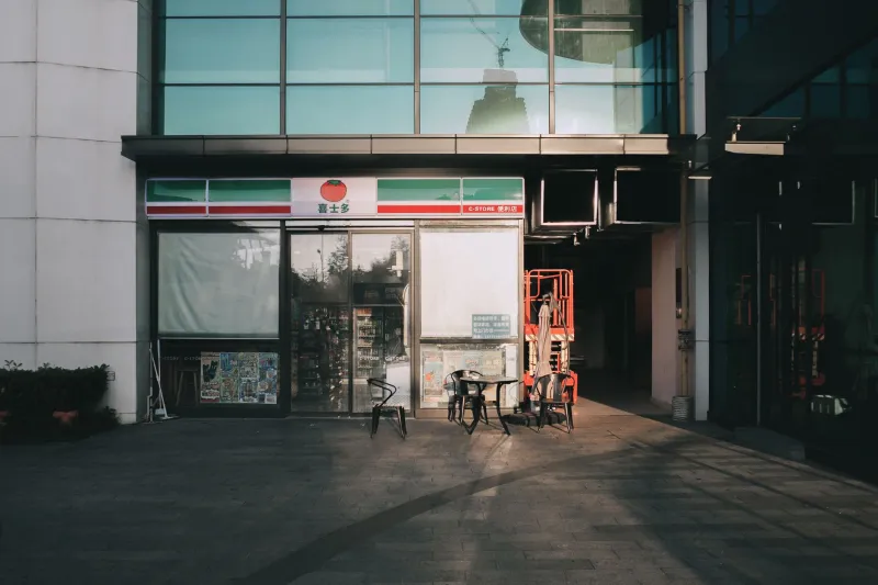 When the Lights Go Out: The Grief Nobody Warns You About When a Beloved Café Closes